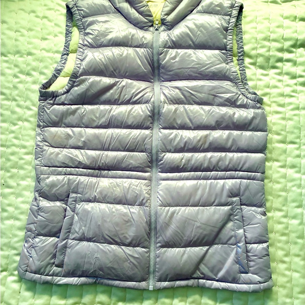 Uniqlo Lightweight Women's Puffer Quilted Vest Lavender Lilac Purple S